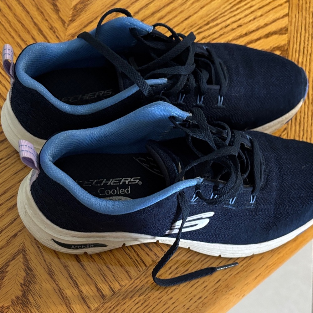 Skechers Navy and Light Blue Sneakers